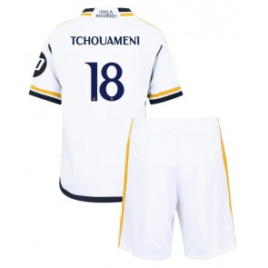 Real Madrid Aurelien Tchouameni #18 Replika Babytøj Hjemmebanesæt Børn 2023-24 Kortærmet (+ Korte bukser)